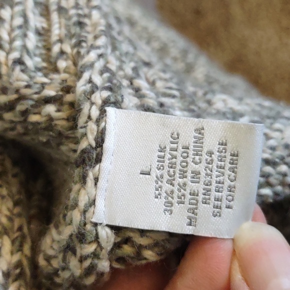 Dress Barn Zippered Tan Sweater Size L - Picture 5 of 6